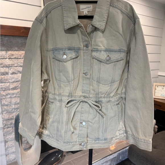 Universal Thread Jackets & Blazers - Universal Thread Olive Green Drawstring Denim Jacket